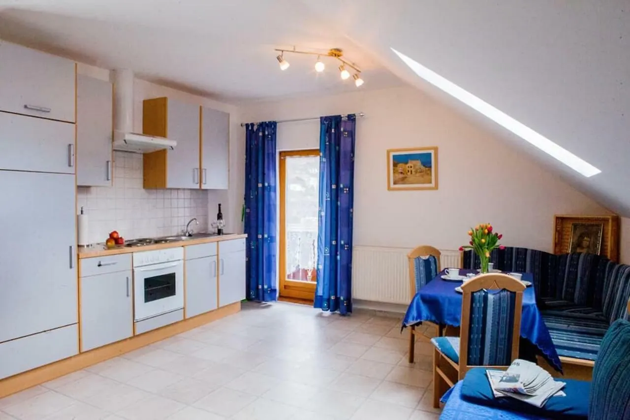 Ferienwohnung Sixt Martina Lam