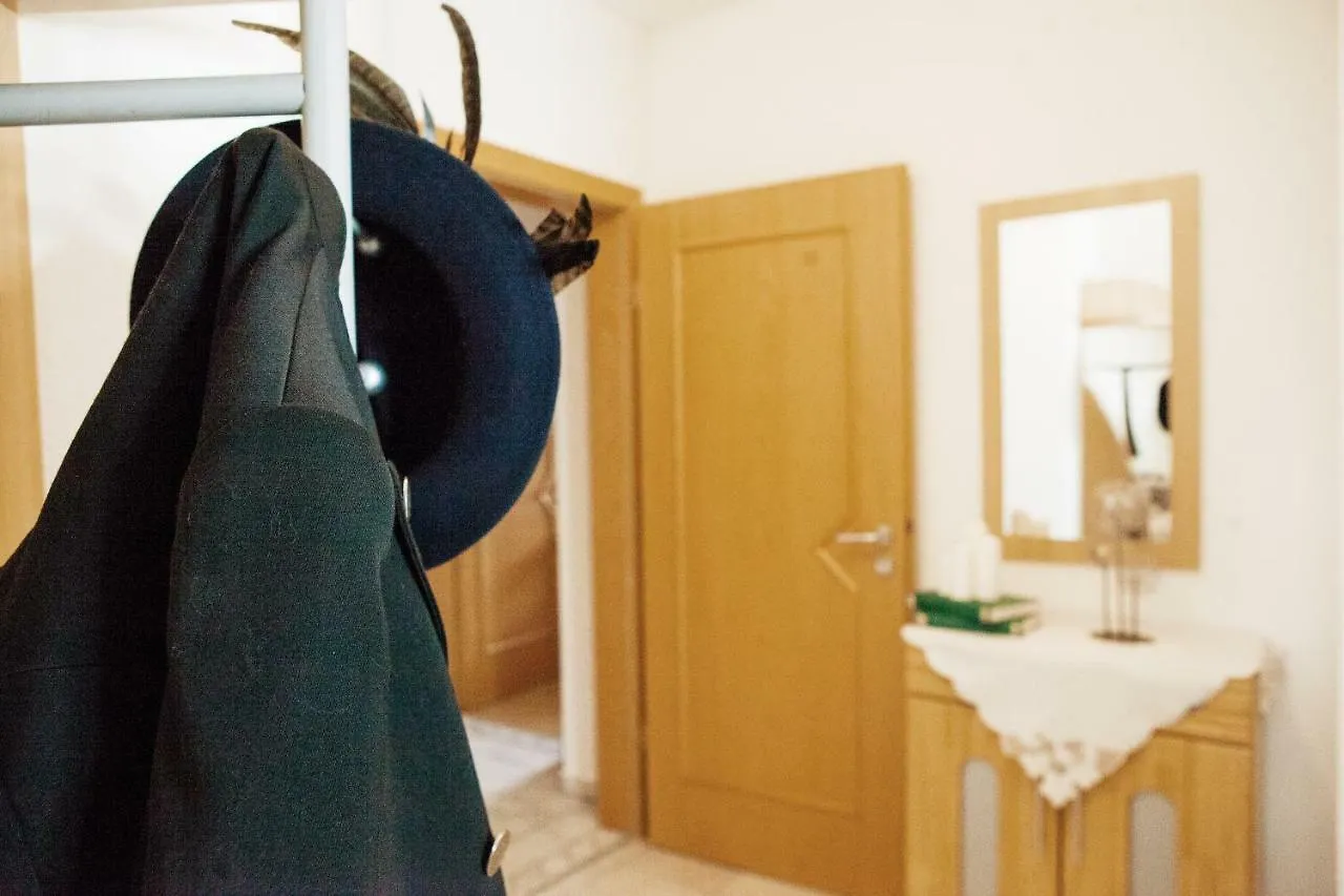 Ferienwohnung Sixt Martina Lam Apartment